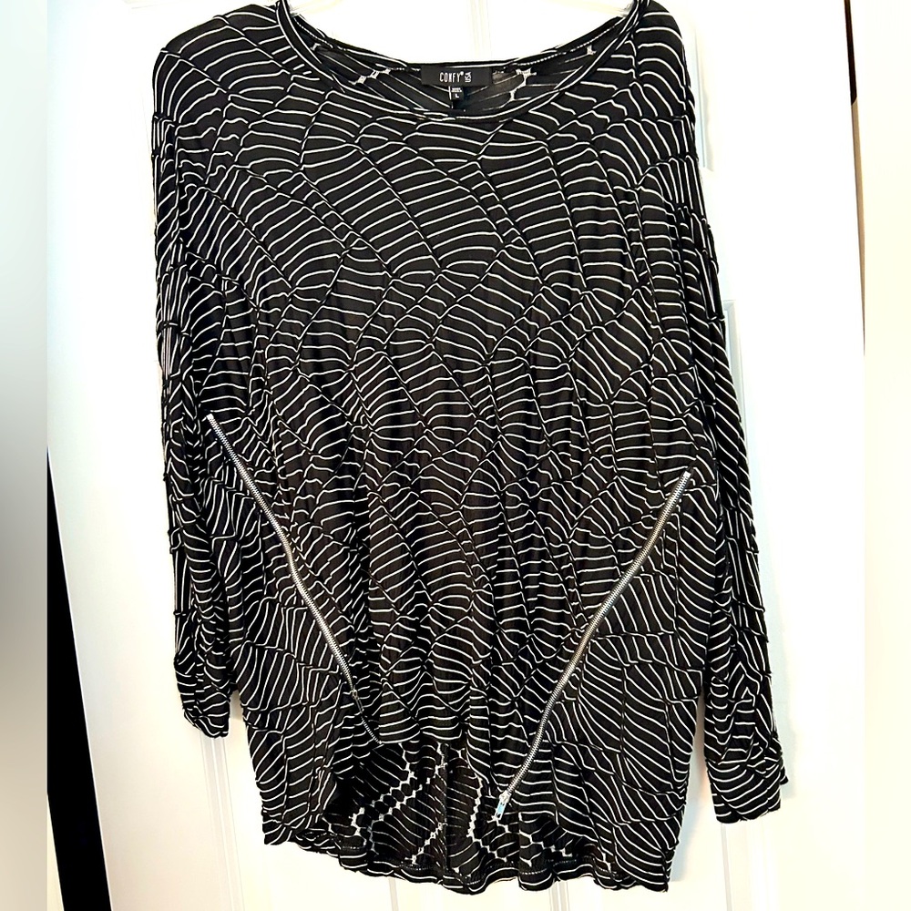Comfy USA Scoop Neck Shirt With Zipper Accent